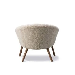 Fredericia Ditzel Lounge Chair, Moonlight Sheepskin - Walnut -Fatboy Sales Store 22Fredericia AK