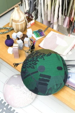 Vitra Bovist Ottoman, Dark Greens 13 Vitra Bovist Ottoman, Dark Greens -Fatboy Sales Store 2839407 Bovist Hella Jongerius master