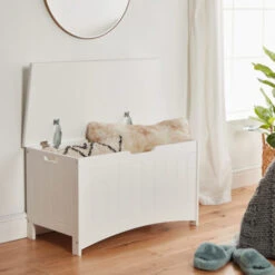 VonHaus Colonial Storage Box - White Spacious Panelled Storage Chest With Easy-Open Operation - Classic & Traditional - Portable & Compact Toy Box Storage Unit For Lounge Living Room Hallway & Bedroom -Fatboy Sales Store 54925082 5