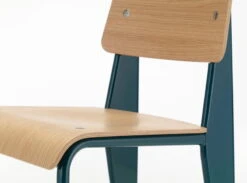 Vitra Standard Chair, Prouvé Bleu Dynastie - Oak -Fatboy Sales Store 5885731 Standard Bleu dynastie v fullbleed 1440x