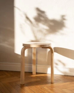 Artek Aalto Stool 60, Kontrasti 11 Artek Aalto Stool 60, Kontrasti -Fatboy Sales Store 7562093 Stool 60 Kontrasti Silver Mikiver Hannah Segerkrantz 7 master