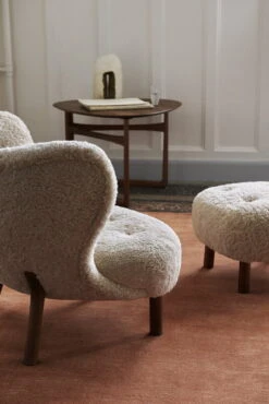 &Tradition Little Petra ATD1 Pouf, Moonlight Sheepskin - Walnut -Fatboy Sales Store AT3D941