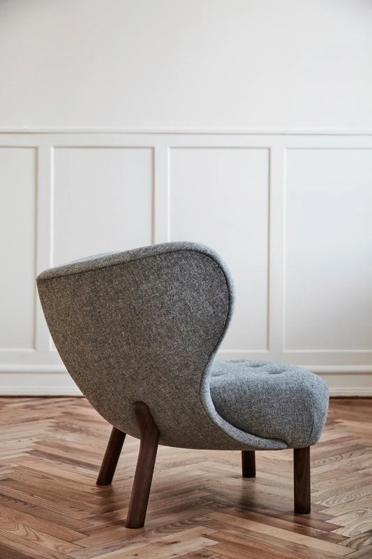 &Tradition Little Petra Lounge Chair, Hallingdal 130 - Walnut 5 &Tradition Little Petra Lounge Chair, Hallingdal 130 - Walnut - Image 3