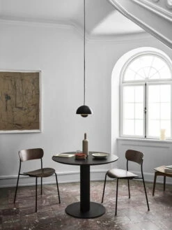 &Tradition Pavilion AV1 Chair, Walnut -Fatboy Sales Store ATD Lifestyle 2019 InbetweenSK11 PavilionAV1 Flowerpot VP1