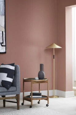 Brdr. Krüger Bølling Tray Table 50 Cm, Fumed Oak - Earth 13 Brdr. Krüger Bølling Tray Table 50 Cm, Fumed Oak - Earth -Fatboy Sales Store BollingTrayTable Base 2 Photocredit Michael Rygaard