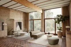 GUBI Epic Coffee Table, Round, 110 Cm, White Travertine -Fatboy Sales Store CocoLoungeKvadratZerobySahco002 EpicTable Frostrug CreamyPaerlRug Stemlite