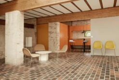 GUBI Epic Coffee Table, Round, 110 Cm, White Travertine -Fatboy Sales Store EpicTable