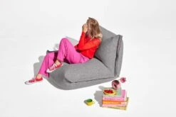 Fatboy The BonBaron Mingle Lounge Chair, Grid Stone -Fatboy Sales Store FATBOY the BonBaron mingle grid stone with model masterpiece 01 role